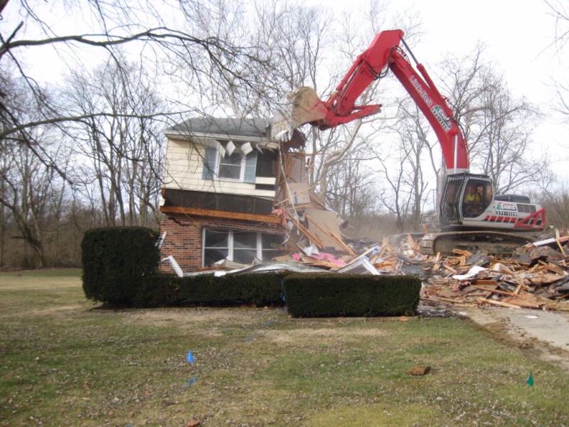 Evans Landscaping Demolishes a Home