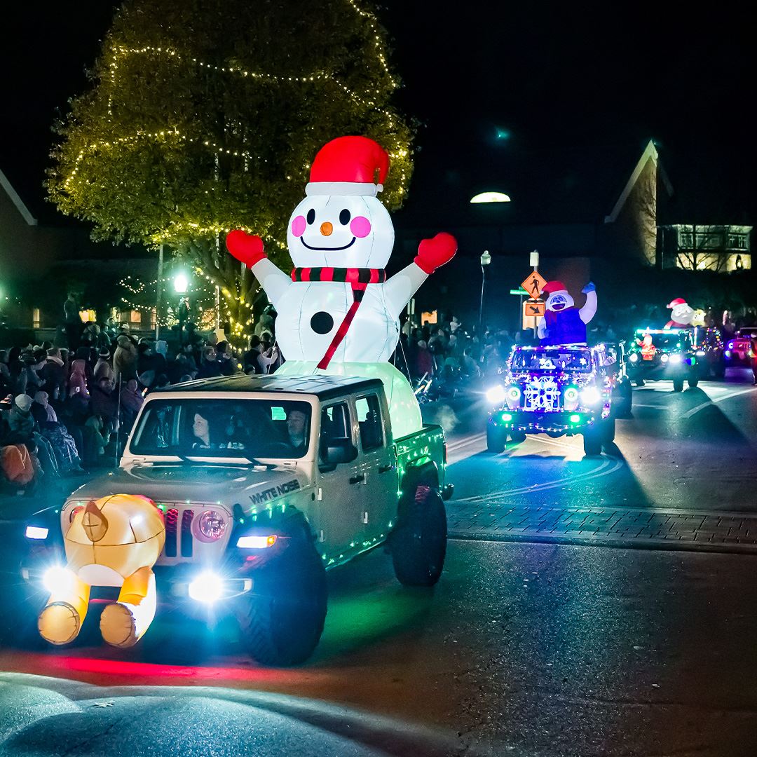 Floats decorated with lights parade through downtown Fairfield